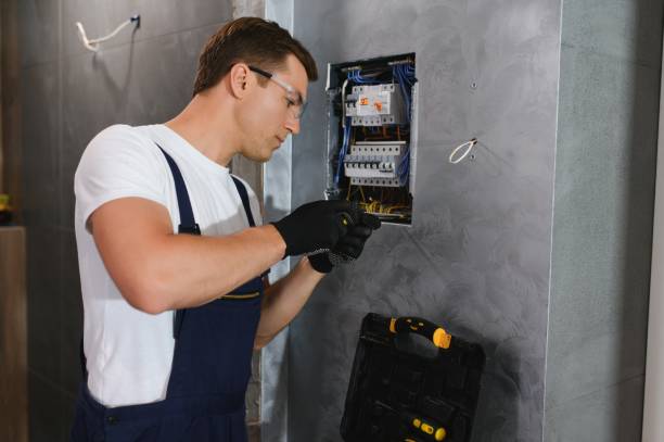 Best Electrical Repair Services  in Giddings, TX